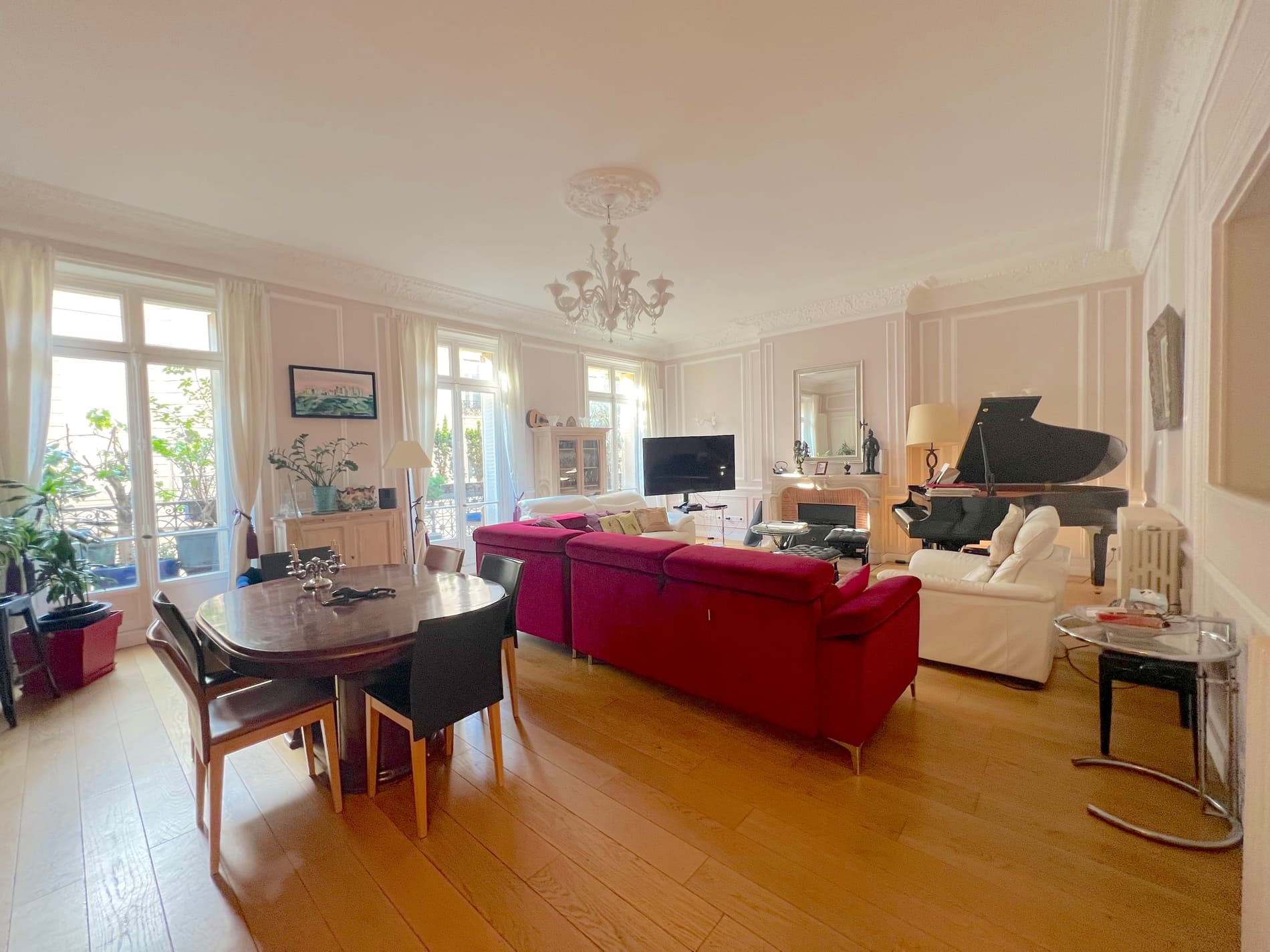 6-pièces 153m2 + parking + cave aménagée 20m2