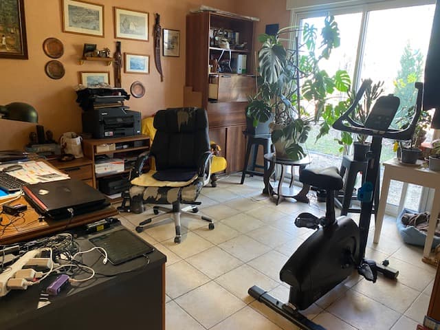 VIAGER OCCUPE couple de 75 et 75 ans, plain-pied 154 m2 habitable, garage, sur 6683 m2 de terrain